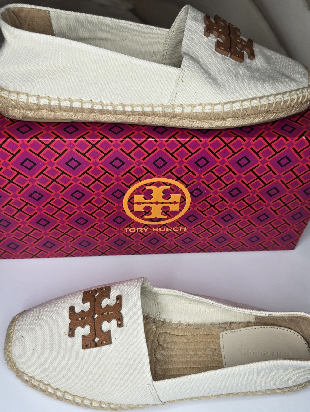 Tory Burch Canvas Espadrilles Slip On Flats Logo Brie/Ambra Size 7.5 Everly